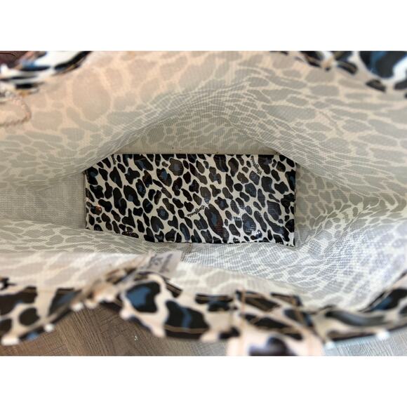 Consuela Mona Leopard Print Grab and Go Basic Bag - Picture 6 of 7